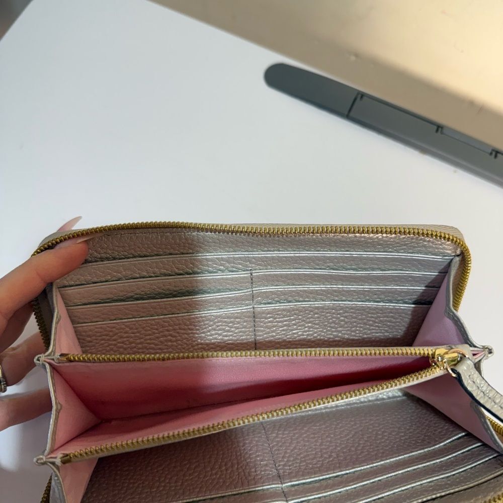 Chic Metallic Clutch Bag - Picture 6 of 11